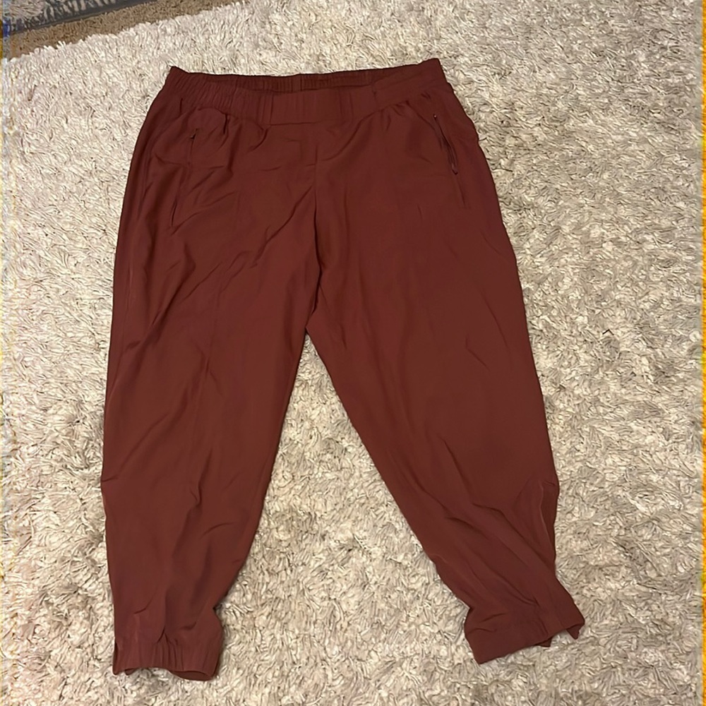 Workout pants